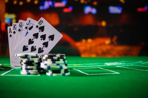 Slot game interface showing Aviator with multiplier display